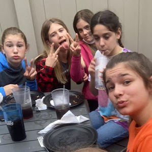 Meet your Posher, Phoebe